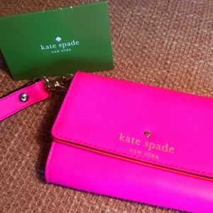 Authentic Kate Spade Wristlet GOOD DEAL